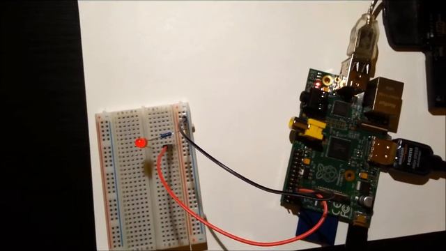 Easiest Raspberry Pi GPIO LED Project Ever смотреть онлайн