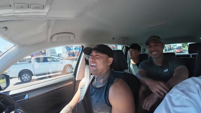 Mount Maunganui with Uce Gang смотреть онлайн