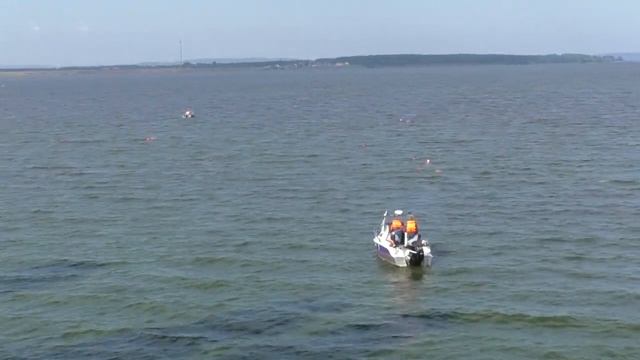 Праздничный заплыв через Берингов залив 2018 смотреть онлайн