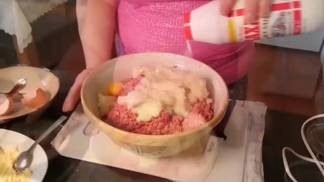 Очень вкусные и сочные котлеты с сыром смотреть онлайн