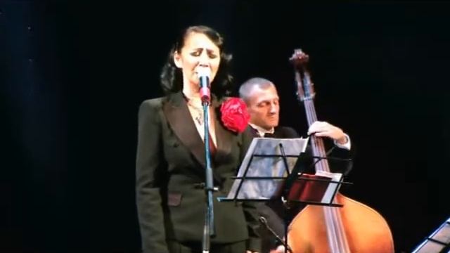 Марина Цхай На улице дождик смотреть онлайн