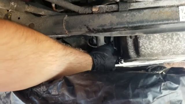 How To Change Oil in a 2004 2005 2006 Pontiac GTO смотреть онлайн