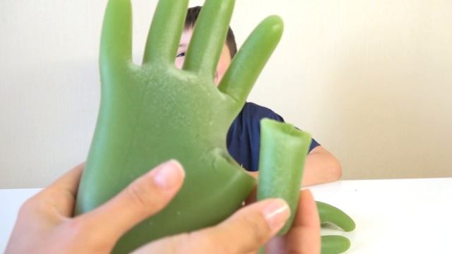 Astonishing Hulk hands / Jelly hands / Супер классные руки Халка из желе / Kids Channel SanSanychTV смотреть онлайн