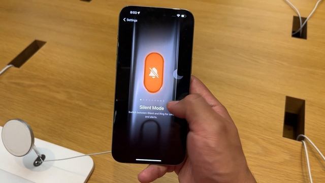 iPhone 15 Pro Max Impressions HONG KONG LAUNCH MADNESS! ? смотреть онлайн