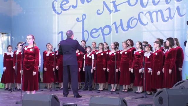 Большой детский хор имени Попова (БДХ), концерт в Царицыно в День любви, семьи и верности, смотреть онлайн