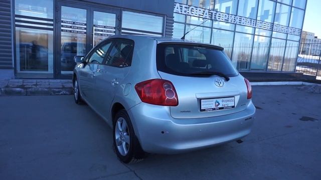 Toyota Auris '2007 смотреть онлайн