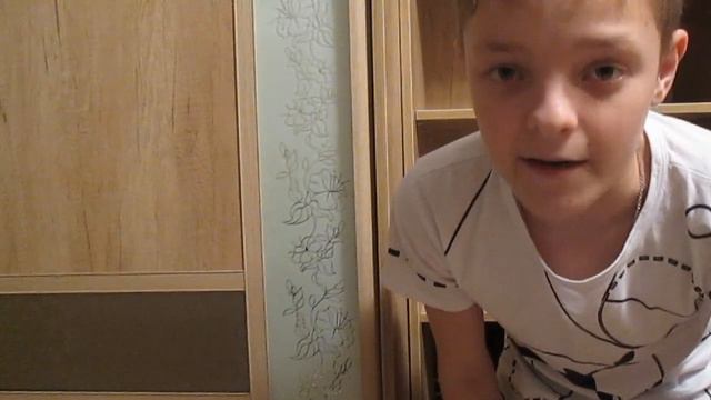 WATER BOTTLE FLIP CHALLENGE || Бутылка воды челлендж смотреть онлайн