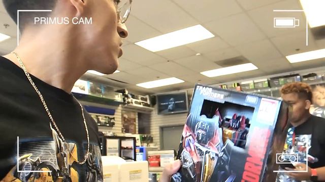 FIRST TRANSFORMERS HUNT IN HOLLYWOOD REAPS EPIC FINDS & A MAJOR SURPRISE!!! [Teletraan Toy Hunts 25 смотреть онлайн