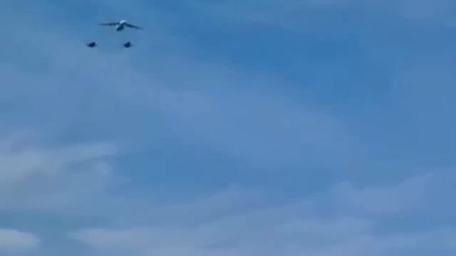 Военно Воздушный парада Авиации над Красной площадью.С Великой Победы 70 лет. смотреть онлайн