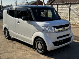 Правый руль в продаже Кей-кар из Японии Honda N-box slash 2015 г.в.