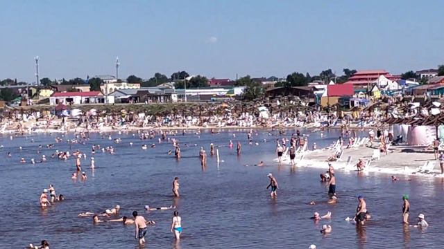 аншлаг на сильносоленом озере Развал смотреть онлайн