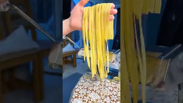 Паста Альфредо. Бомбический рецепт пасты. Паста по супер рецепту. смотреть онлайн