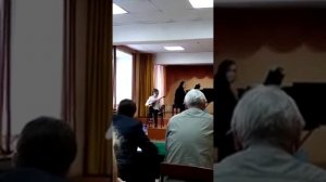 Домра. 1."Гавот" Корелли. 2. "За окном черемуха колышется", РНП обр. Городовской