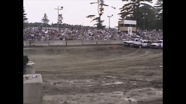 Cheshire Fair Demolition Derby 2002 OLD IRON