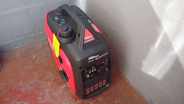 Генератор HONDA EU3000i короткий обзор, тихий и  хороший в работе. Honda Eu3000i.