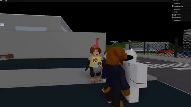 SPENDING ROBUX ON AWFUL ROBLOX GAMES смотреть онлайн