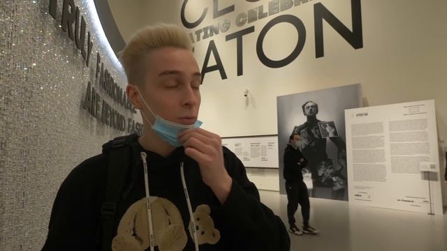 УКРАЛ ЧЕРНЫЙ КВАДРАТ МАЛЕВИЧА из ЭРМИТАЖА! **меня арестовали** смотреть онлайн