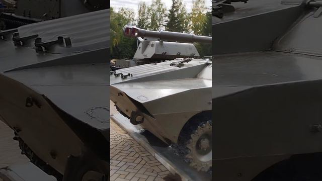 САУ 2С1 Гвоздика в парке Победы, Набережные Челны смотреть онлайн