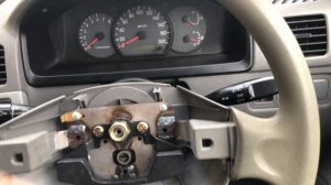 Как снять руль на автомобиле