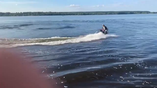 На что способен Tarpon 9.9 смотреть онлайн