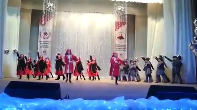 Ансамбль Гарун.Танец Тушури смотреть онлайн