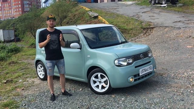 Семейный кубик, честный обзор о Nissan Cube. смотреть онлайн