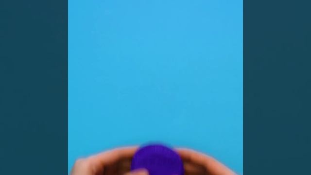 16 КРУТЫХ ЛАЙФХАКОВ С КЛЕЕВЫМ ПИСТОЛЕТОМ, КОТОРЫЕ СТОИТ ПОПРОБОВАТЬ смотреть онлайн