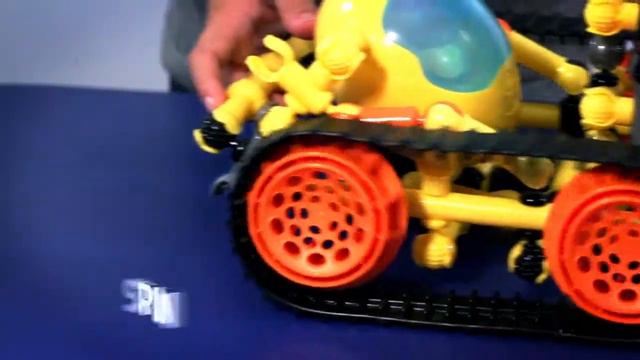 Подвижный конструктор ZOOB Z Strux Scorpion Driller смотреть онлайн