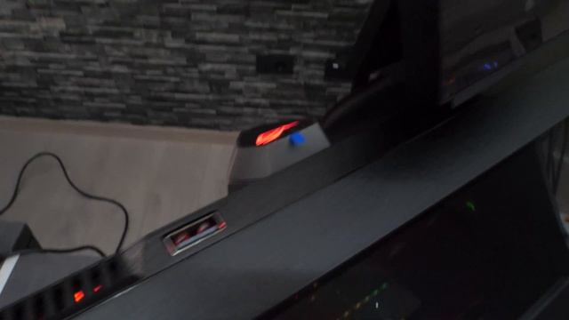Asus PG32UQX Monitor Gaming 4K più avanzato al mondo смотреть онлайн