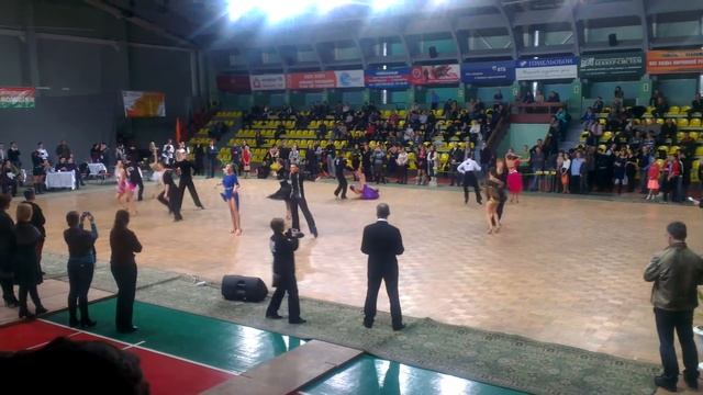 В ритме танца 2013, Мол.+Взр. C+B Latin, Jive 2, 1/4 final смотреть онлайн