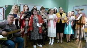 Коллектив поздравляет Директора школы с днём рождения