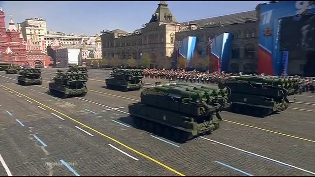 Парад Победы 2013 года (Проезд боевой техники) смотреть онлайн