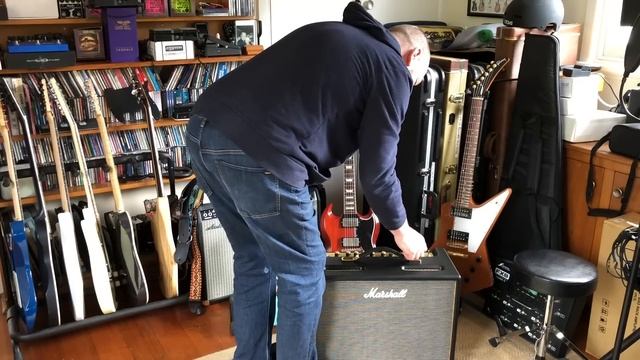 Marshall Origin 20C Combo: Unboxing and quick look (iPhone audio) смотреть онлайн