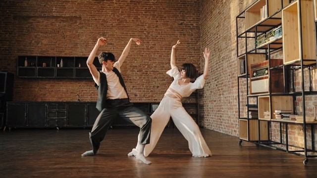 Lida Lee & Alexey Bazela - Contemporary Performace смотреть онлайн