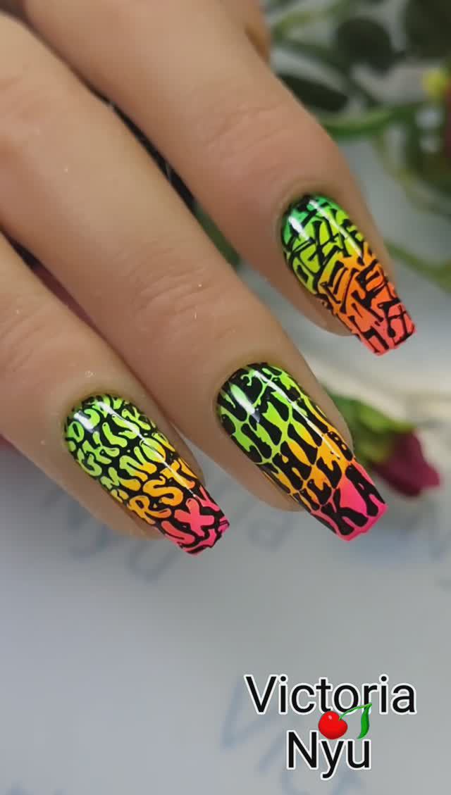#граффити #nails #nailart #stamping #naildesign #дизайнногтей #ногти #маникюр #стемпинг #uprettego смотреть онлайн