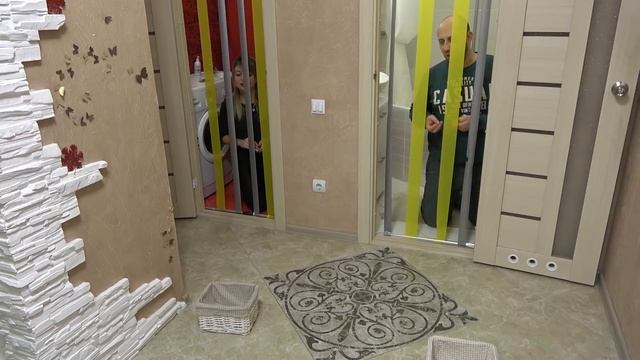 МЕДСЕСТРА ЗАПЕРЛА Толика и Лену в НАСТОЯЩЕЙ ТЮРЬМЕ. Крэйзи лайф смотреть онлайн