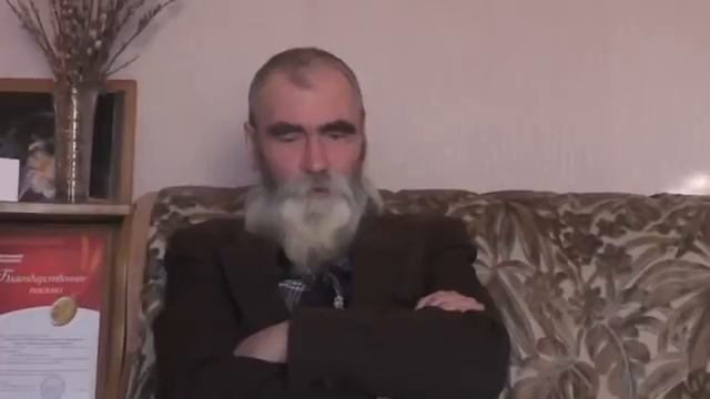 Василий, кто тебе сказал, что у тебя мозгов нету? смотреть онлайн