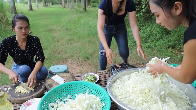 Amazing cooking cabbage stir-fry with egg recipe - Amazing video смотреть онлайн
