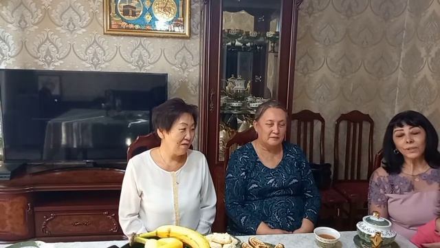 У меня в гостях однокурсницы???