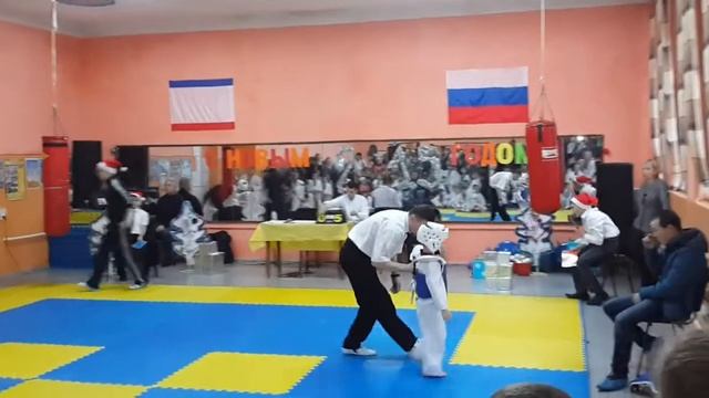 тхэквондо евпатория сулейманов эмир смотреть онлайн