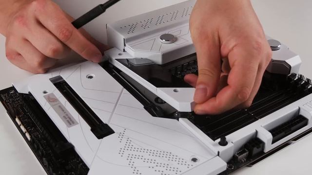 Building an ALL WHITE Gaming PC Build | ASUS RTX 3080, Intel Core i7 12700k, AIO Cooled смотреть онлайн