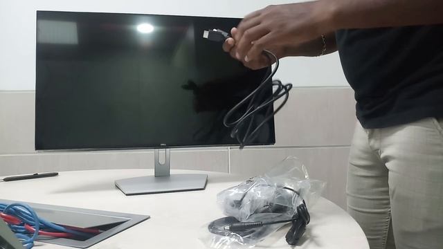 Dell 27 inch Monitor | Unboxing & Review in Tamil смотреть онлайн