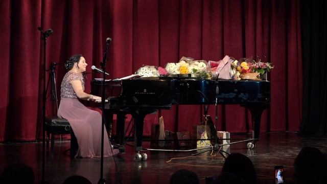 "Лирическая песня" Надежда Колесникова (И.Дунаевский - В.Лебедев-Кумач). смотреть онлайн