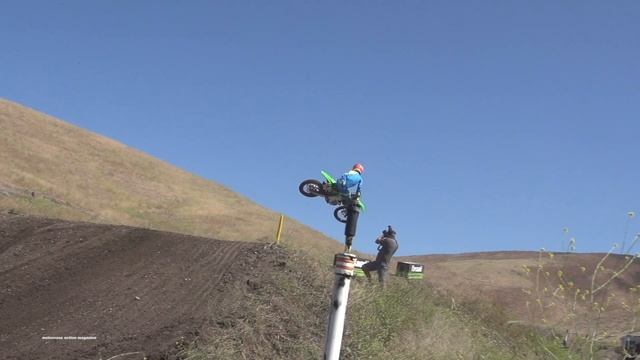 First Ride 2020 Kawasaki KX250 - Motocross Action Magazine смотреть онлайн