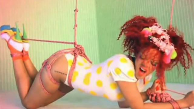 Rihanna & Flo Rida - S&M vs Turn Around (5,4,3,2,1) (mash up) смотреть онлайн
