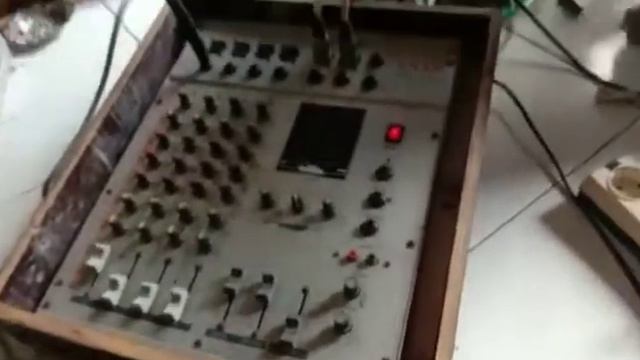 MENGETES MIC i200 ASHLEY смотреть онлайн