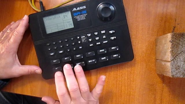 Home recording with Alesis SR-16, Straight to your bones смотреть онлайн