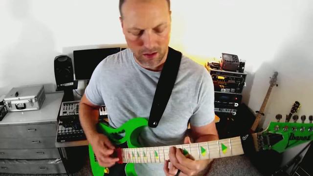 Dustin Plumb - Blues Funk Improv - Ibanez Jem777 LNG смотреть онлайн