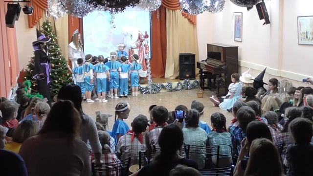 2016-12-20 Твист Волшебник изумрудного города -  Дед мороз