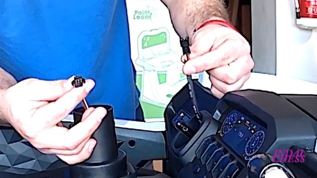 Tutorial Montaje Buggy eléctrico niños de 4 motores modelo 2018 en indalchess смотреть онлайн